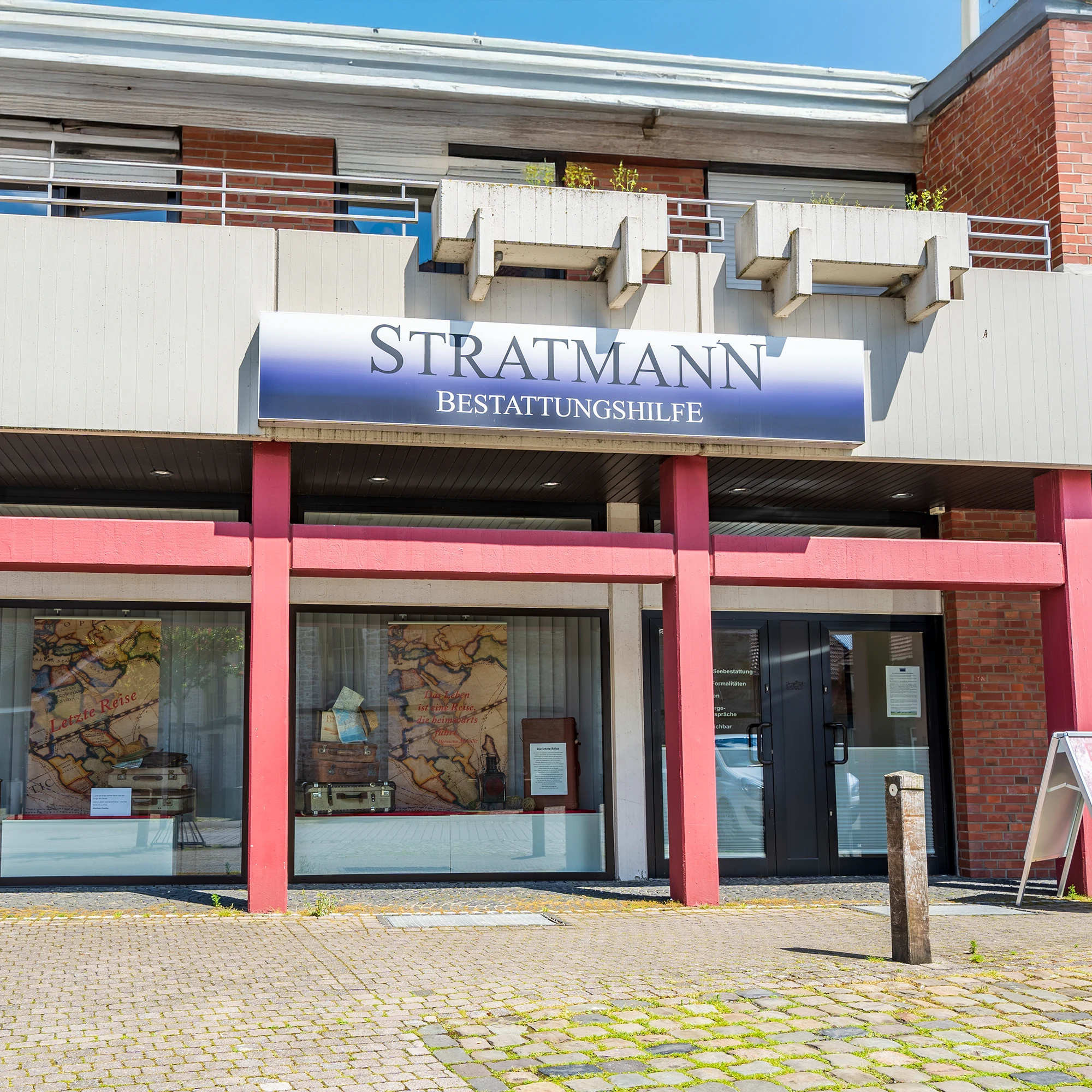 Außenansicht des Gebäudes der Bestattungshilfe Stratmann in Ostbevern